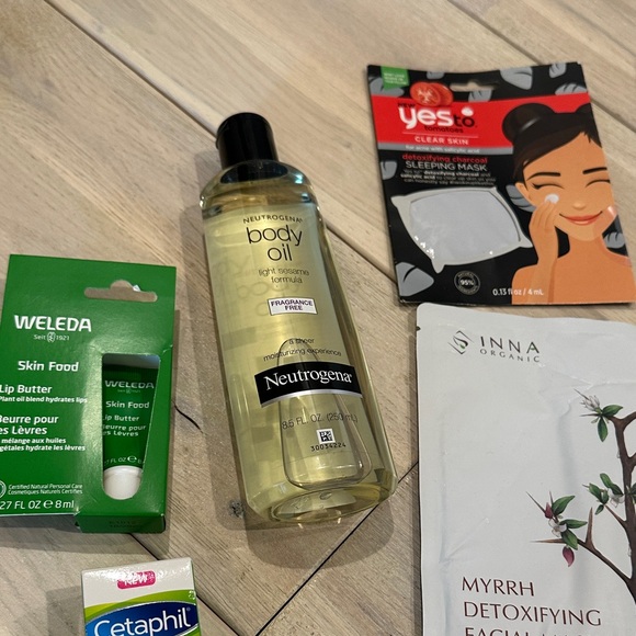 NEW! Bundle 45+ skincare items - full size & samples. Masks, cleansers, lotions - Picture 13 of 17